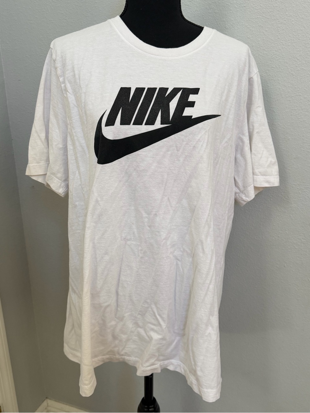 Nike White Short Sleeve Tee with Black Swoosh